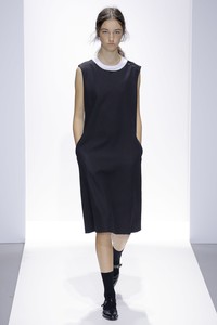 59beaf79ee6c8_margarethowell.thumb.jpg.cd05f08dc71ffc8ac672ffbd09ca23f8.jpg