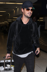    tlautner180917BZNimage105.jpg