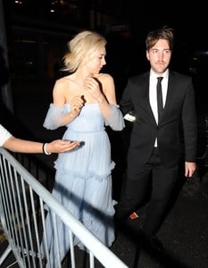 hqcelebcorner (34).JPG