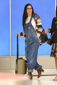     demim210917BZNimage110.jpg