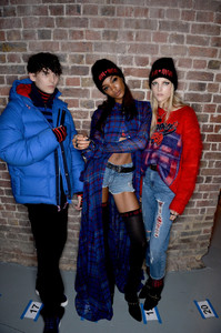 Jourdan+Dunn+Tommy+Hilfiger+TOMMYNOW+Fall+_9VnCdHRcPKx.jpg