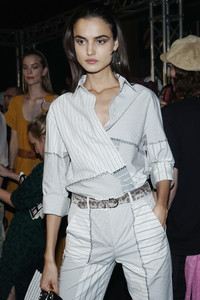59c79f1216175_SalvatoreFerragamoBackstageMilanFashionlMIWpmlE1qmx.thumb.jpg.908ed5ffd6b3fd19b11d930499f8bf7c.jpg