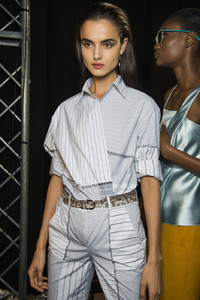 Salvatore+Ferragamo+Spring+2018+Backstage+03_Soe5u8kEx.jpg