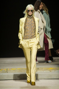 59c8313333600_TopshopFall2017YCa2UNOmiZKx.thumb.jpg.ec31c4fc8f2677de9fa97d6c84464635.jpg