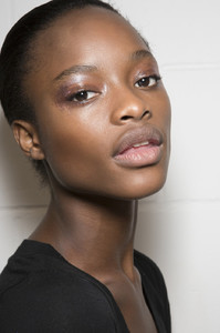 59c8327b68ecd_TopshopFall2017BackstageD2NJhRBs8CGx.thumb.jpg.3aa77a2a59af0590ea9aa8029a1841ff.jpg