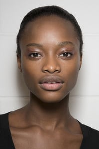 59c8327db80aa_TopshopFall2017Backstagek0jWXRfpFP_x.thumb.jpg.2d164095ca6de6a114b3c643ebad1314.jpg