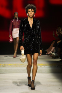 59c83dd5c7303_TopshopFall20177oF1bFGf9hkx.thumb.jpg.c83bcea983c652c9e982a8db8f08e499.jpg