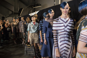 59c96dd53a3f3_fendi-bks-z-rs18-0649(1).thumb.jpg.8426997c16f104aa240a658274b8e05c.jpg