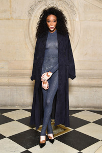 Winnie+Harlow+Christian+Dior+Photocall+Paris+Wx5Zcop8GUfx.jpg