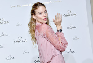 Martha+Hunt+Time+Omega+Photocall+Paris+Fashion+LUr-eCyP-HMx.jpg