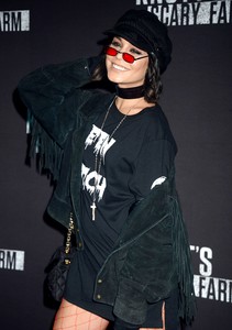      vanessah300917BZNimage3.jpg