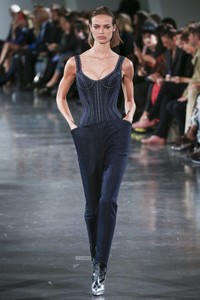 Birgit Kos at Mugler Spring 2018 RTW PFW 1.jpg