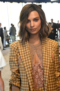    emilyr300917BZNimage110.jpg
