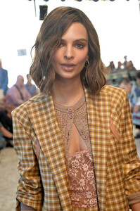    emilyr300917BZNimage111.jpg