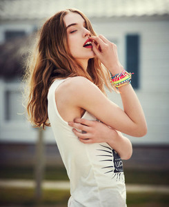 59d02cefaeee3_LinneaGrndahlBershka20131.thumb.jpg.ab12f6dd0b1404553affda0733eab7a9.jpg