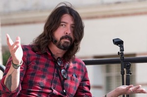 662-dave-grohl-la-times.thumb.jpg.f5b4ffbea3df34dbba7906323d79031b.jpg