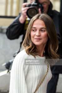 851298462.thumb.jpg.1680badd5a7af19d382333b661e16c9c.jpg