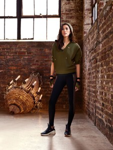ADS_PUMA_VELVET_FW17_LIU4.jpg