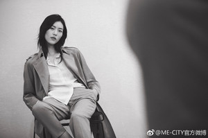 BTS_ME_CITY_FW17_LIU3.jpg