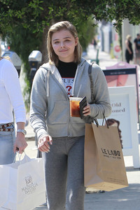 Chloe_Grace_Moretz_1567599_004.jpg