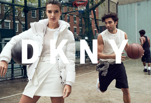 DKNY-fall-2017-ad-campaign-the-impression-06.thumb.jpg.f7b363fa25a724232d7f49e1f8313a2c.jpg