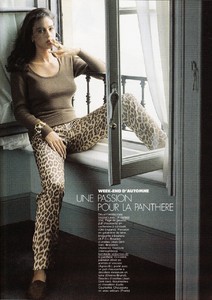 ELLE_fr_16_oct_1989_5.thumb.jpg.e6bafee92da6fe44c636ea212806a5a7.jpg