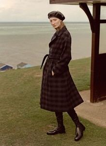 ES-MAG-SEPT-22.thumb.jpg.658125f2a3e1e06432fcb32780194b70.jpg