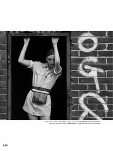 Elle_Australia_March_2017_FreeMags.cc__dragged_-page5.jpg