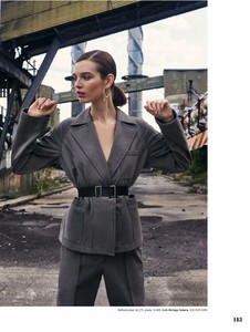 Elle_Australia_March_2017_FreeMags.cc__dragged_-page8.jpg