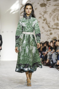 Etro-RTW-SS18-Milan-3471-1506091357-zoom.jpg
