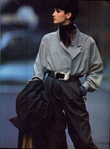 Feurer_Vogue_US_September_1984_08.thumb.jpg.a50d39be5d8c79f9f6fa52440e248cef.jpg