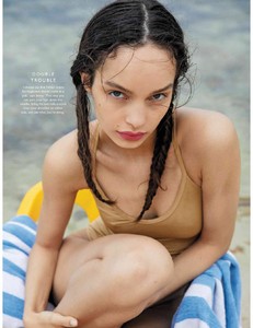 Grazia_UK_Issue_645_18_September_2017-page-019.jpg