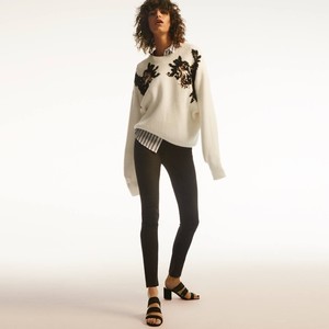 HM-Fall-2017-Preview-80s-Style-Lookbook09.thumb.jpg.0fa6ac87cbdfb6416f728beae05894b2.jpg