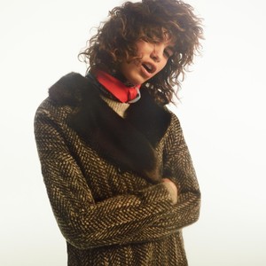 HM-Fall-2017-Preview-80s-Style-Lookbook10.thumb.jpg.86d29a4144ba4851fd198b7282445835.jpg