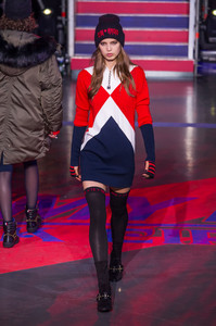 Hilfiger-RF17-8228.thumb.jpg.2e6192823b3dd7de7eb871a785d4828a.jpg