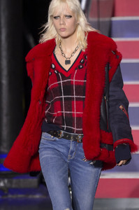Hilfiger-clp-RF17-2856.thumb.jpg.be2ca1c7c55d127b0d1cee32f9ac5cf6.jpg