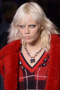 Hilfiger-clp-RF17-2873.thumb.jpg.b5db87ba3f08db8e9c7fbbedbb01c87b.jpg