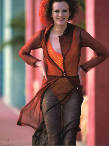 Karen_Feurer_Marie_Claire_Germany_June_1997_07.thumb.jpg.1862a7f65a405d08c3aa004a1abb162c.jpg