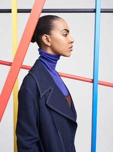 Kinfolk-Magazine-Fall-Winter-2017-Alewya-Demmisset-by-Zoltan-Tombor-2.jpg