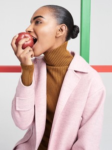 Kinfolk-Magazine-Fall-Winter-2017-Alewya-Demmisset-by-Zoltan-Tombor-7.jpg