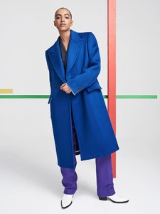 Kinfolk-Magazine-Fall-Winter-2017-Alewya-Demmisset-by-Zoltan-Tombor-8.jpg