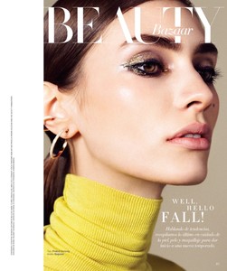Marine-Deleeuw-Harpers-Bazaar-Latin-America-September-2017-Beauty-Editorial01.thumb.jpg.1501d2dfcb70e73858ac9563bba6ce75.jpg