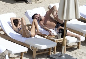 Nabilla-Benattia-Sexy-Topless-4-fgro.jpg