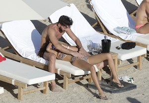 Nabilla-Benattia-Sexy-Topless-9-fgro.jpg