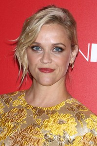 PicturePub_ReeseWitherspoon_06Sep2017_HomeAgain_NY__2_.jpg