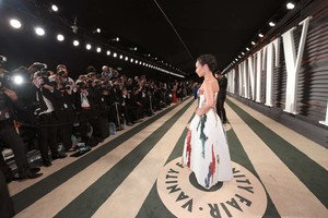 Ruth-Negga--2017-Vanity-Fair-Oscar-Party--01.jpg