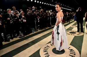 Ruth-Negga--2017-Vanity-Fair-Oscar-Party--05.jpg