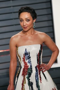 Ruth-Negga--2017-Vanity-Fair-Oscar-Party--20.jpg