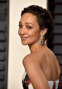 Ruth-Negga--2017-Vanity-Fair-Oscar-Party--27.jpg