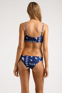 SBSW308P_DRIFTER_INDIGO_REVERSIBLE_BIKINI03.thumb.jpg.cf0b7bd43adab93bb77010bac5028a88.jpg